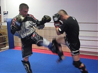 Közös edzés, valamint full-contact és k-1 sparring az Unicentral bulls edzőtermében